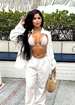 Pamela Carine